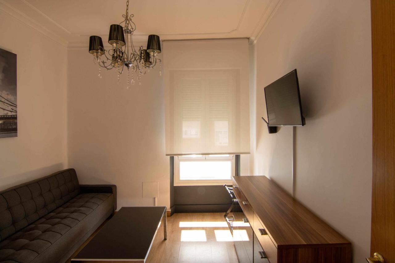 Apartamento Londres Apartment เลออน ภายนอก รูปภาพ